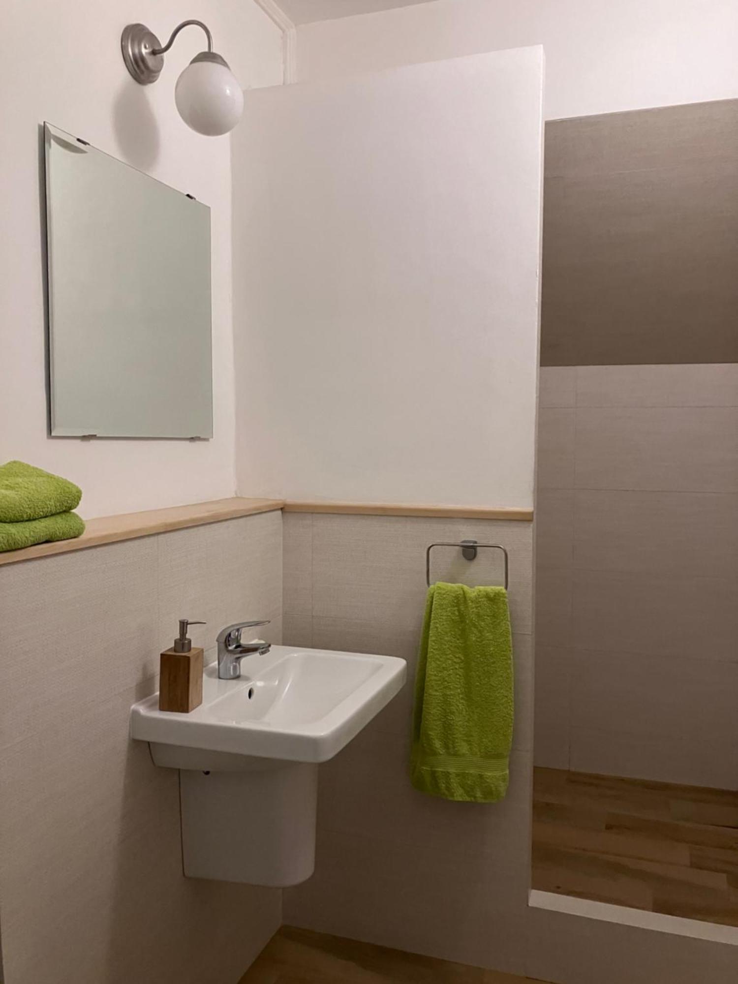 Penzion Haji Janov nad Nisou Exteriör bild