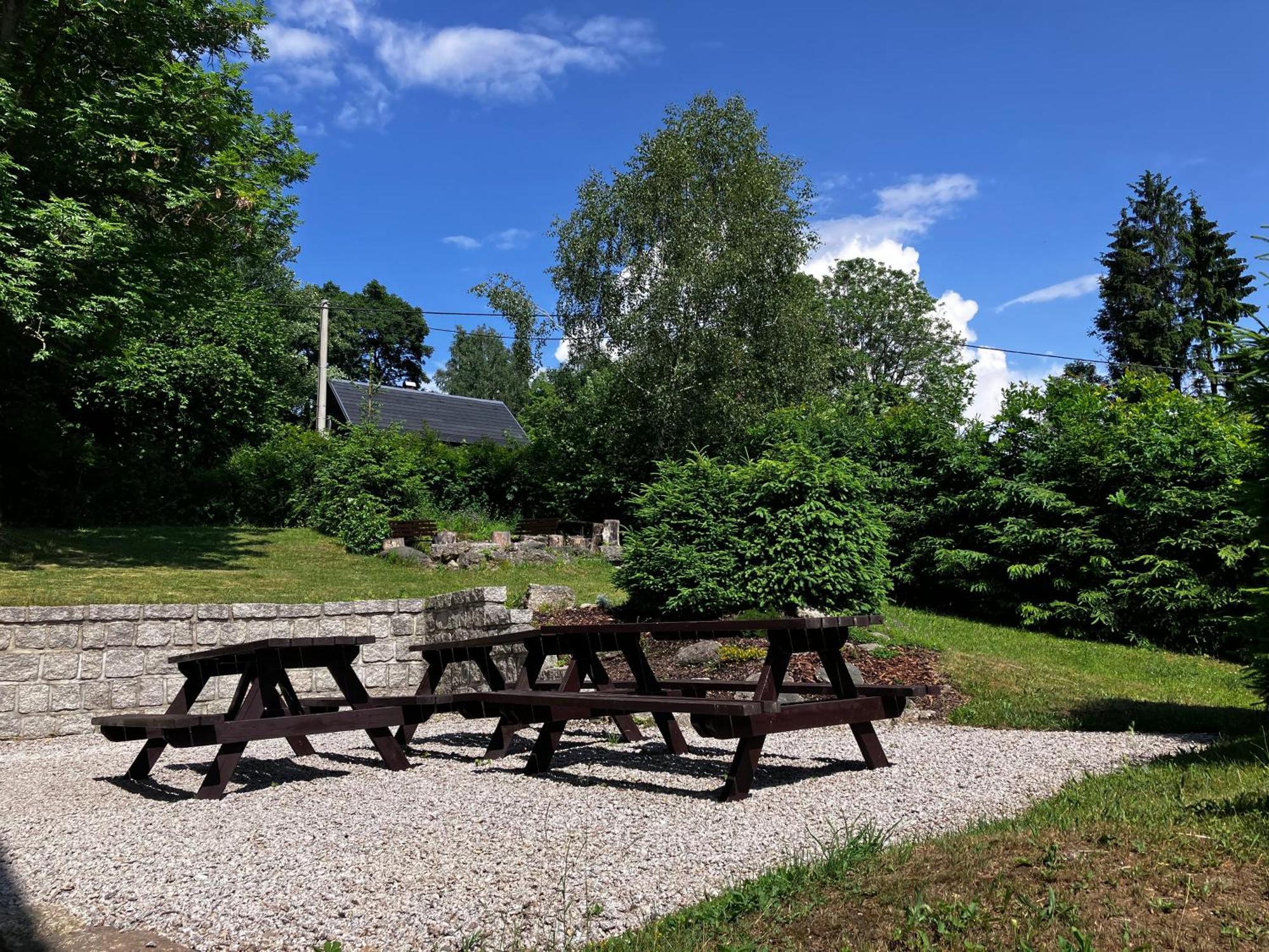Penzion Haji Janov nad Nisou Exteriör bild